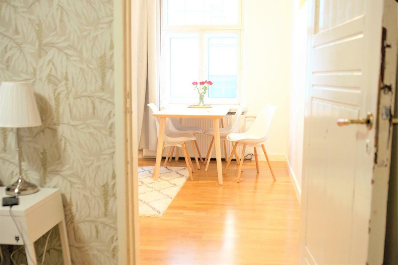Stay Here Apartment Liisa Хельсинки Экстерьер фото